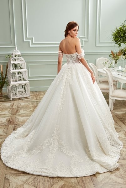 Princess Wedding Dress with Princess Collar, Semi Transparent, Glitter and Pleated Skirt, Juicy Border