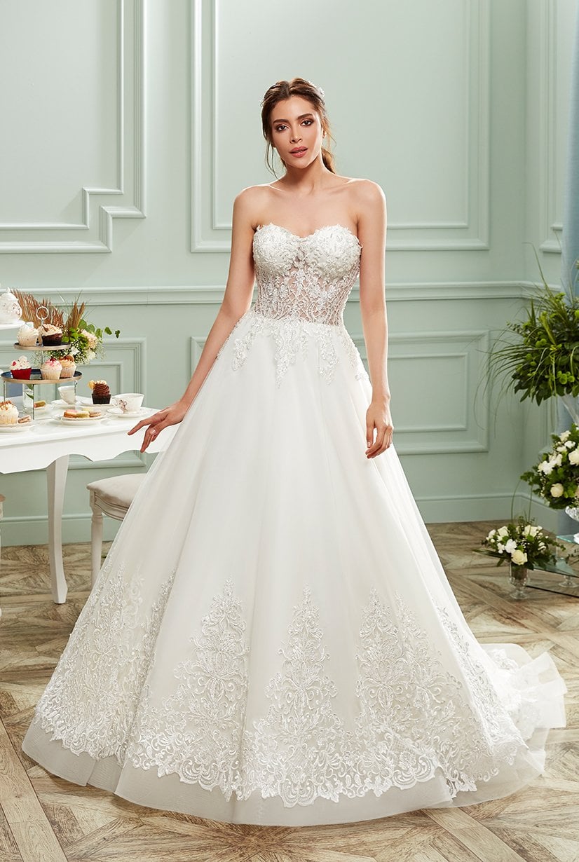 Vestido de novia de línea A sin tirantes con corte de corpiño, borde de encaje jugoso, semitransparente